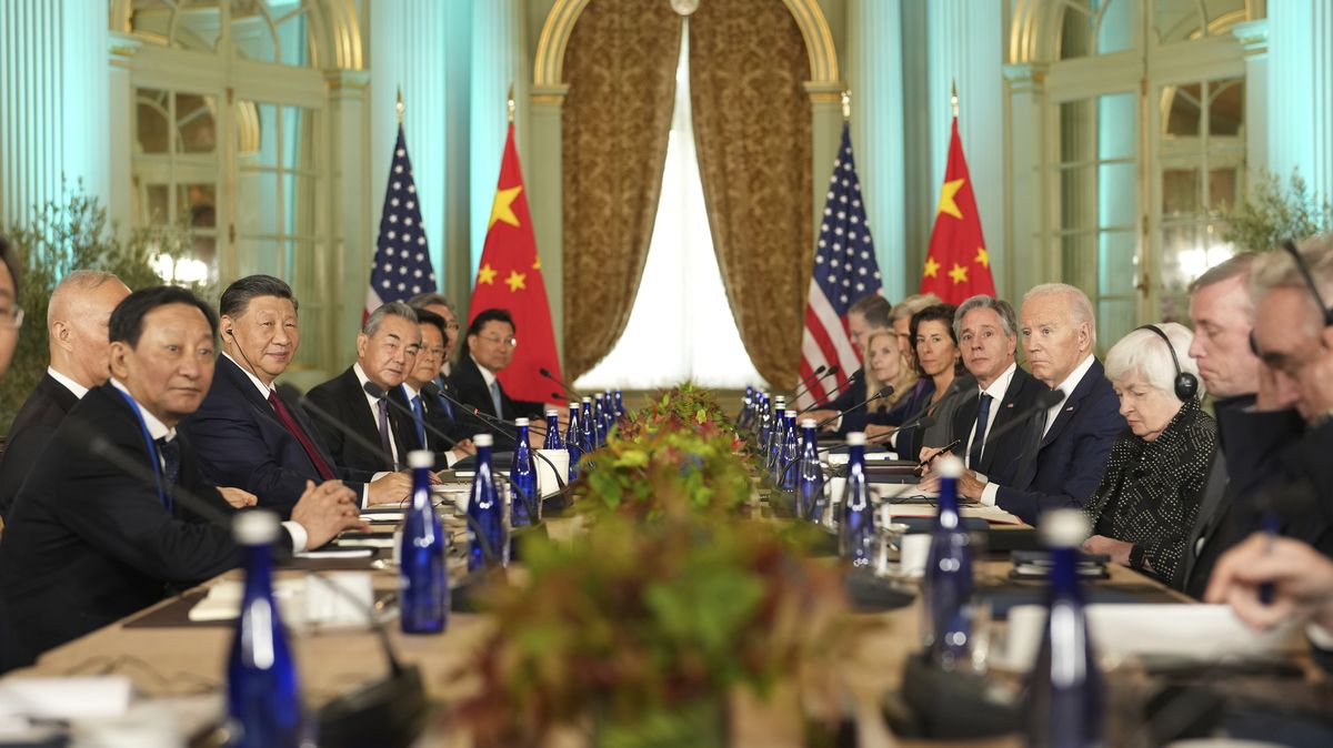 Udělali jsme skutečný pokrok, pochvaloval si Biden po jednání se Si Ťin-pchingem